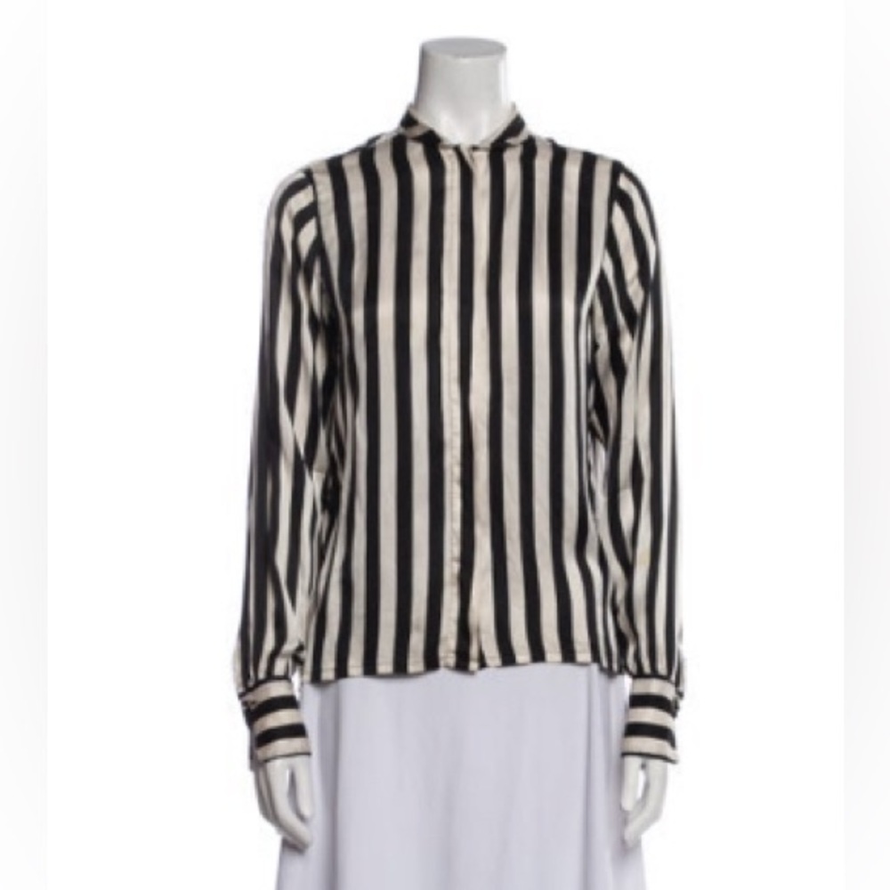 Chanel Black and White Striped Women's Top. Silk.